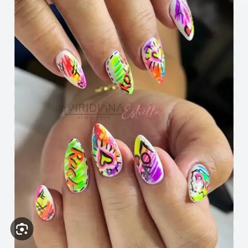 Set de 12 Plumones permanentes para diseños