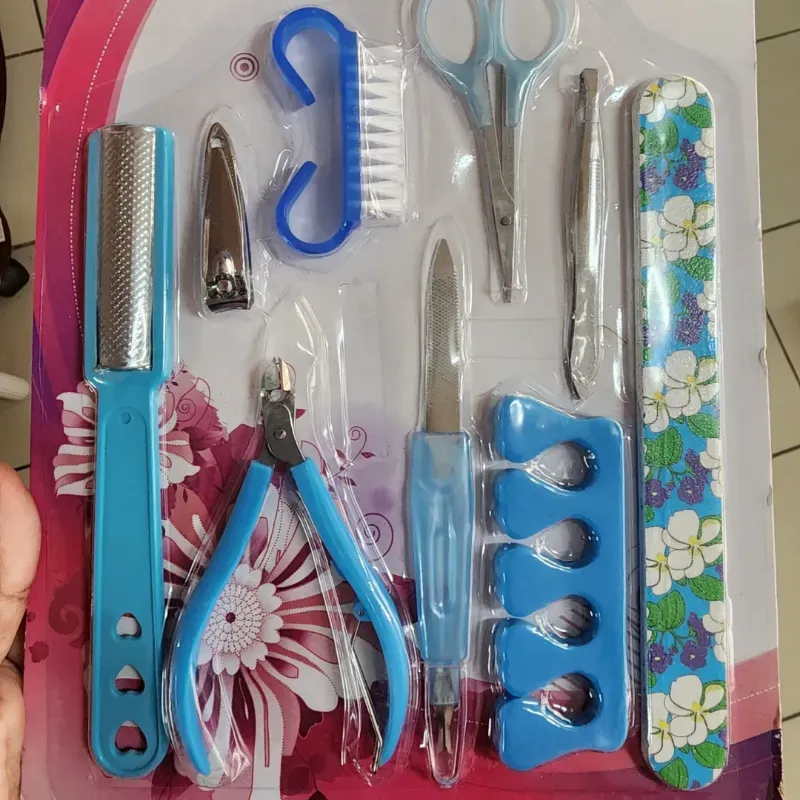 Set de manicuri