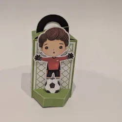 Caja con agarradera 3d. Temática: Futbol 1