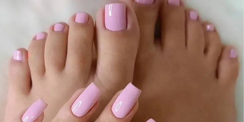 Manicure en Gel + Pedicure en Gel 