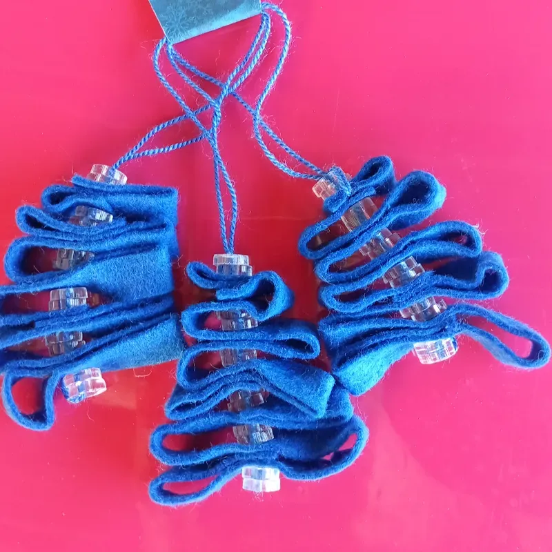 Adornos navideños medianos arbolitos 