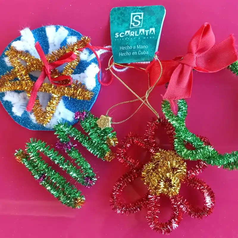 Adornos navideños medianos limpia pipas