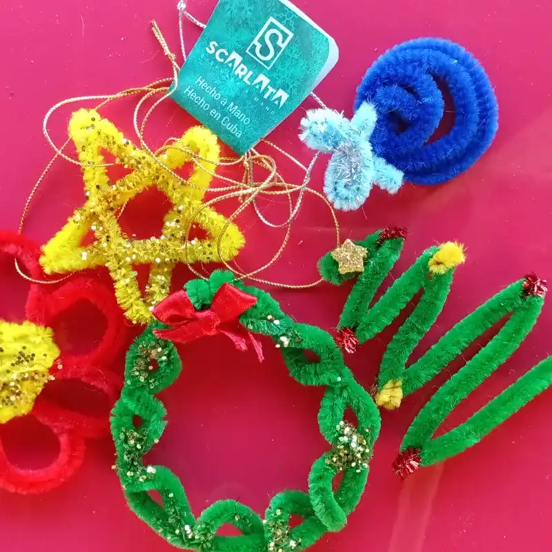 Adornos navideños medianos limpia pipas
