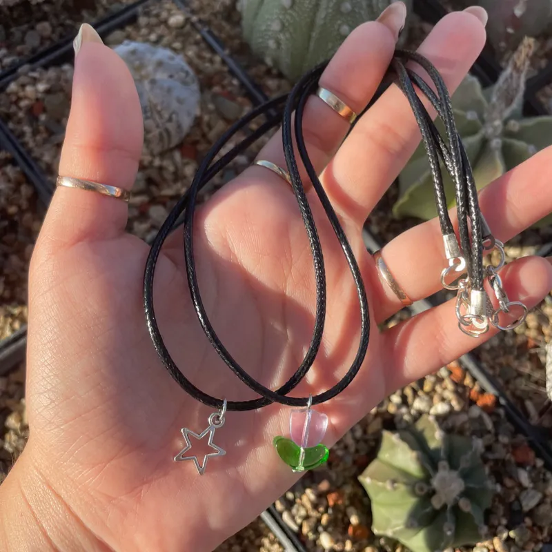 Collares cordón negro 