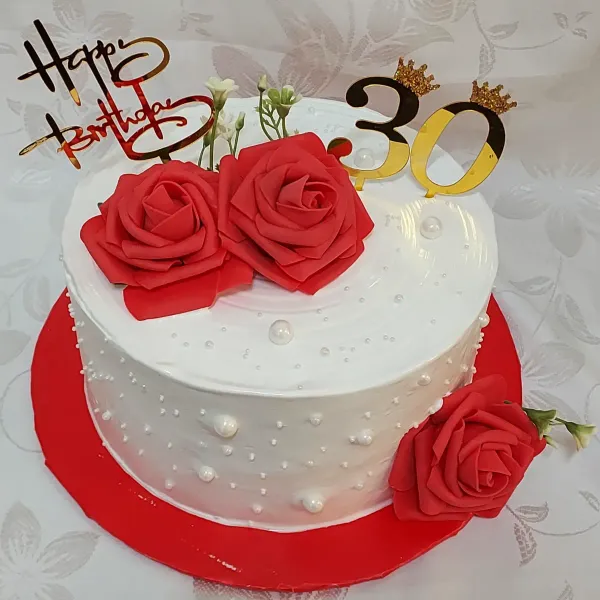 Ofertamos variedad de dulces para cualquier ocasión.
Se trabaja por encargo al menos con 3 días de antelación  para el caso de decoraciones sencillas, para las personalizadas al menos 10 días de antelación.
Gracias.
