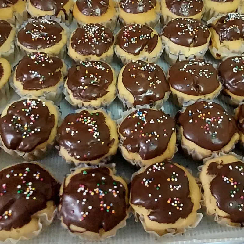 Cupcakes cubiertos de chocolate 