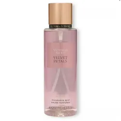 🌸 Victoria’s Secret – Velvet Petals Fragrance Mist