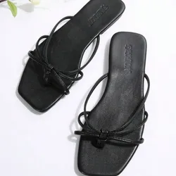 Sandalias negras