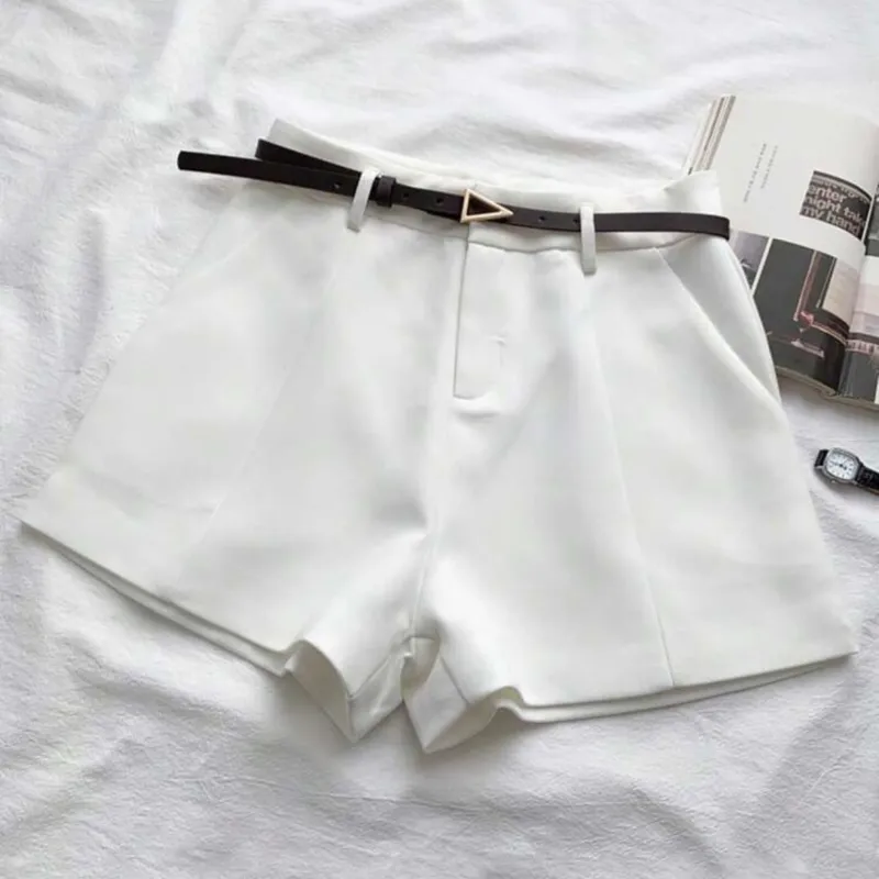Short blanco