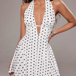 Vestido blanco de lunares