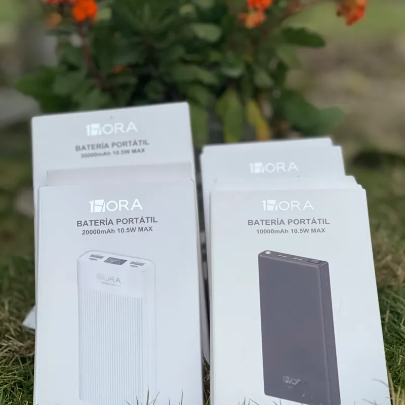 Cargador Portátil 1HORA de 30000mAh.