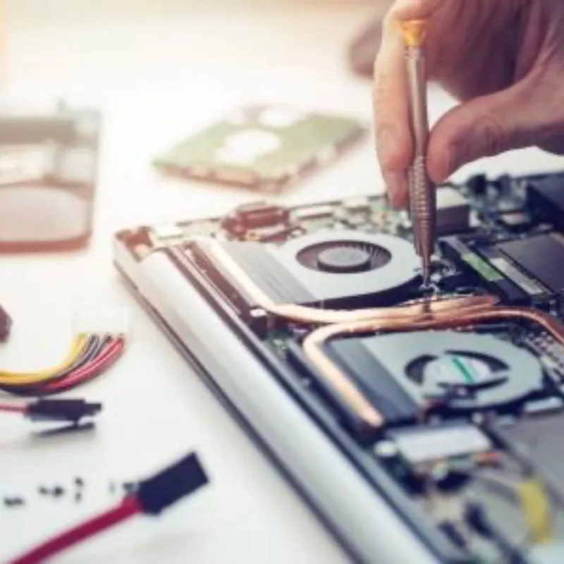 Mantenimiento a Computadoras 🖥️ y 💻 