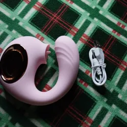 Doble vibrador con lengüeta 