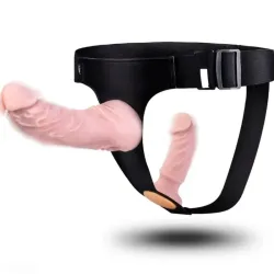 Arnés strap-on realista con dos dildos