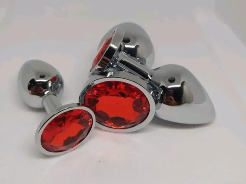 Tapón anal de metal con diamante de cristal✨