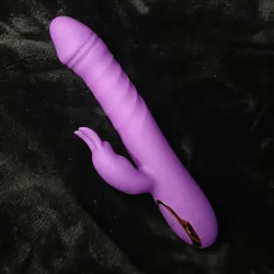 Vibrador de conejo de empuje potente