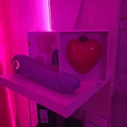 Dildo con movimiento + succionador