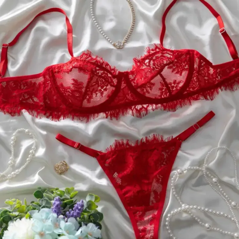 Lenceria roja de encaje