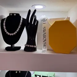 SWAROVSKI💎