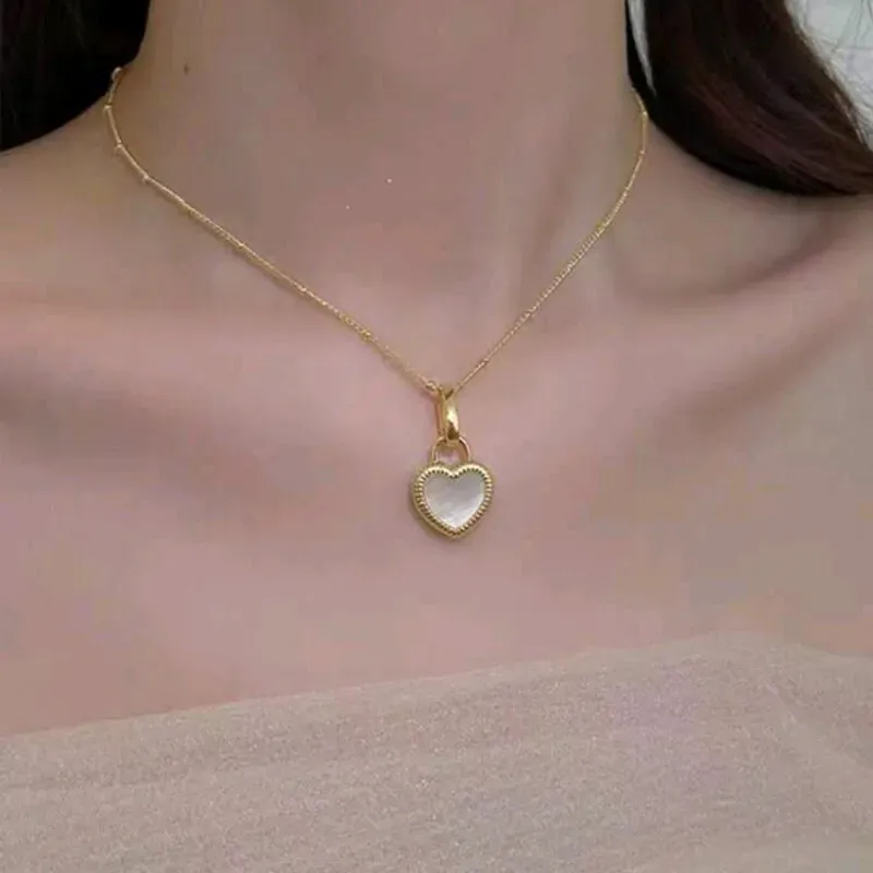 1 Pieza Collar De Acero Inoxidable Con Colgante De Corazón De Doble Cara En Blanco Y Negro Para Mujer, Adecuado Para Uso Diario