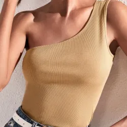 SHEIN Essnce Top de un hombro unicolor