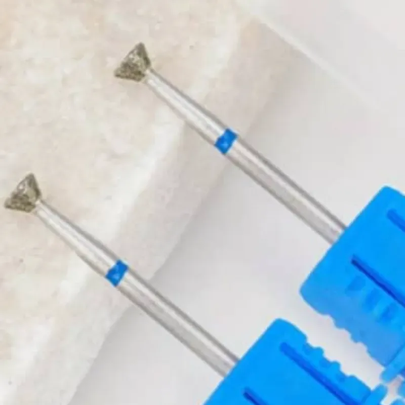 C3>Broca Limpia cutículas