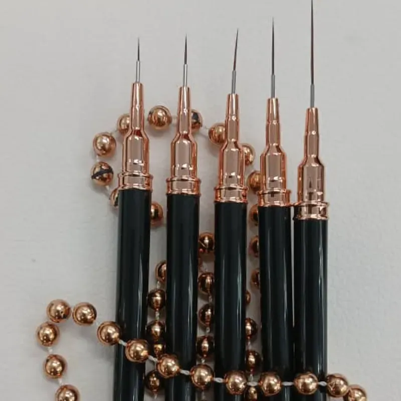 AE1>Pincel 11mm con Tapa 