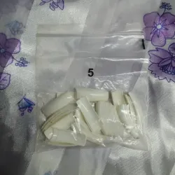 AH1>Uñas Cuadradas Blanca #05