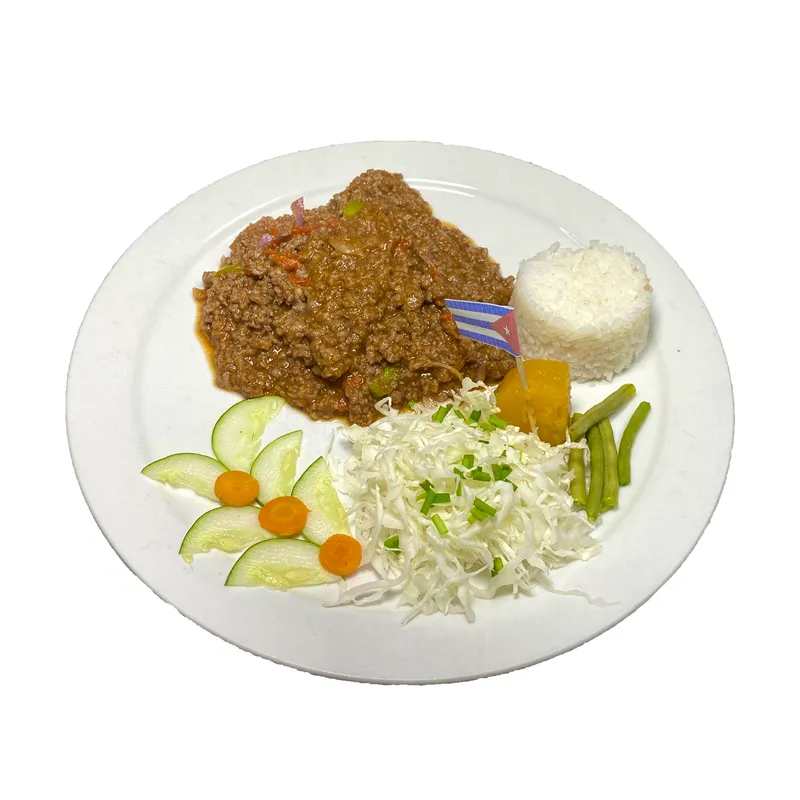 PICADILLO DE RES A LA BOLOÑESESA / GROUND BEEF