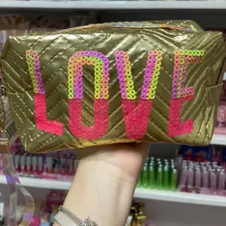Cosmetiquera Love