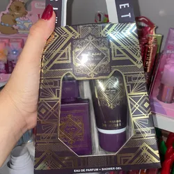Sets de Perfumes y Shower Gel💖