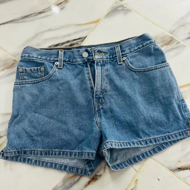 Short LEVIS 