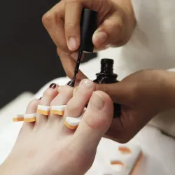 Pedicura con Esmalte de Gel