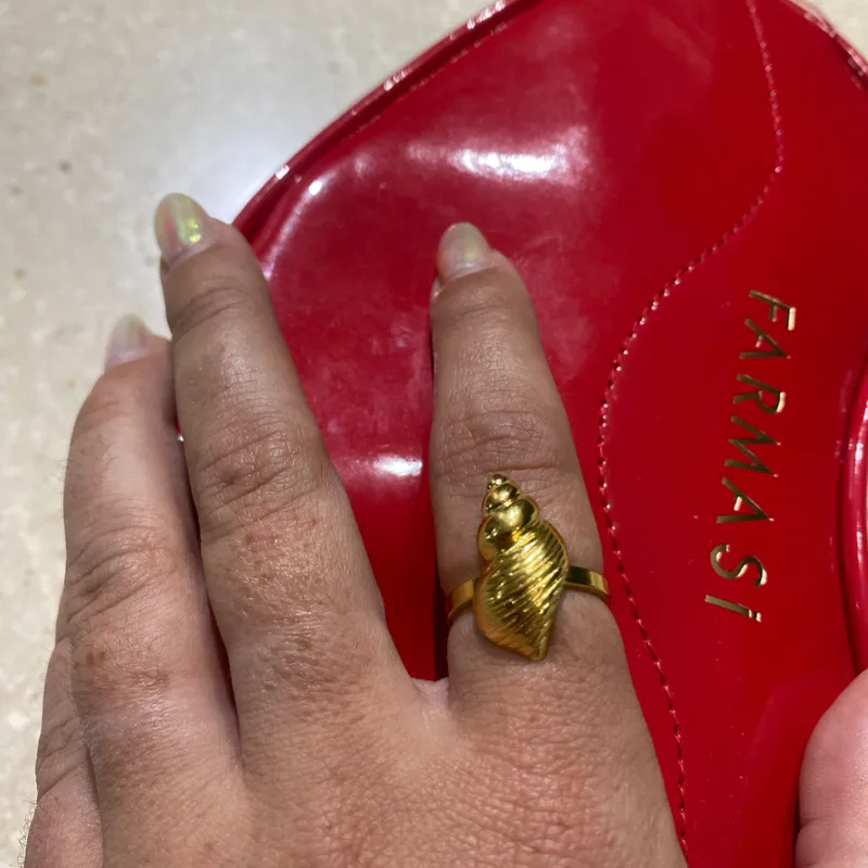 Anillos ajustables dorado caracol en espiral