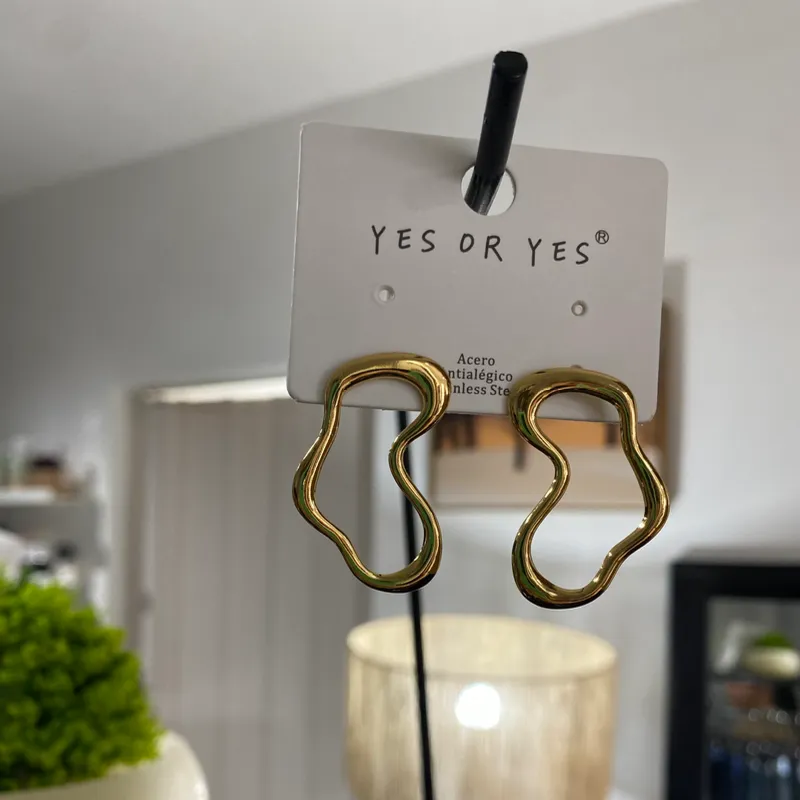 Aretes Aesthetic