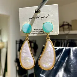 Aretes colgantes