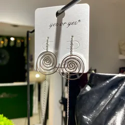 Aretes espirales ajustables