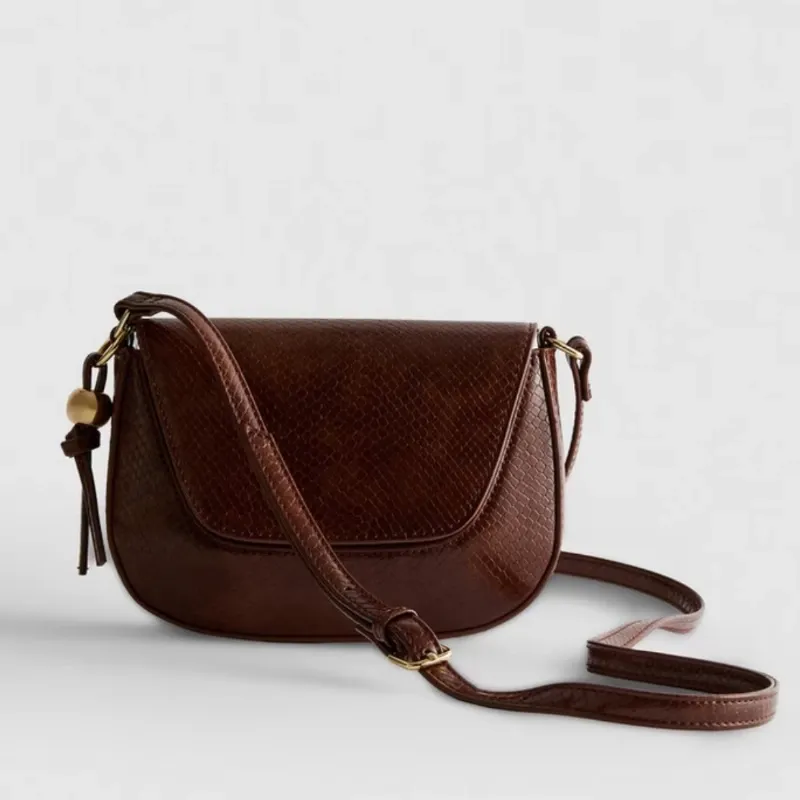 Bandolera Pequeña con Solapa