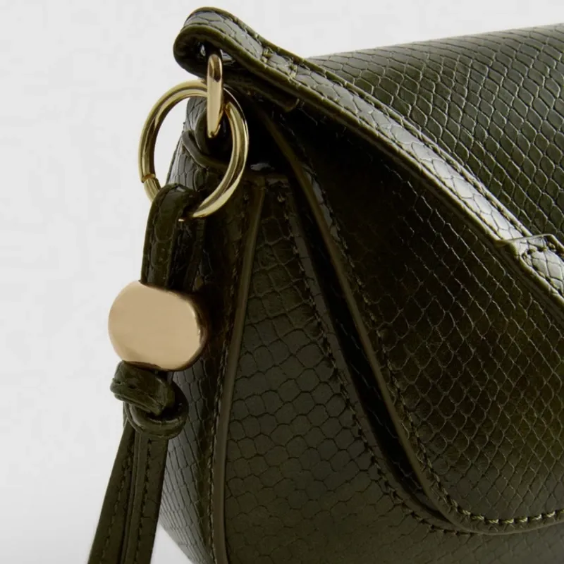 Bandolera Pequeña con Solapa