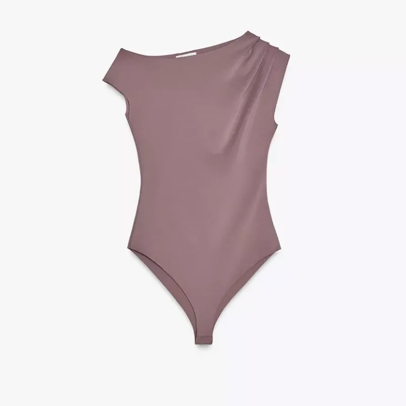 Body entallado drapeado