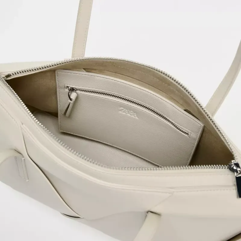 Bolso alargado entrelazado 