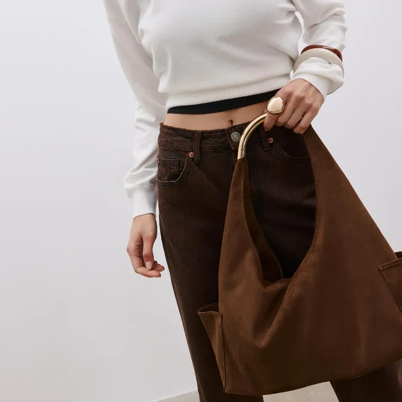 Bolso de Hombro Asa Metálica Efecto Ante