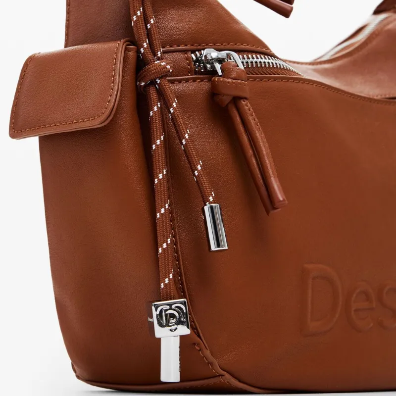 Bolso Ovalado con Logo 3D