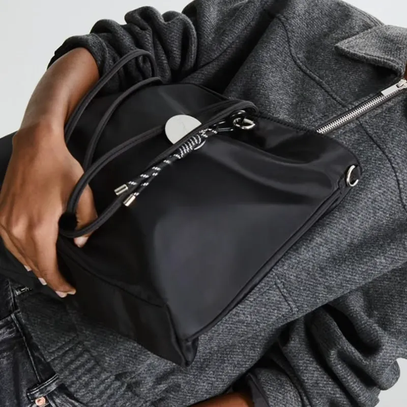 Bolso Shopper con Charm