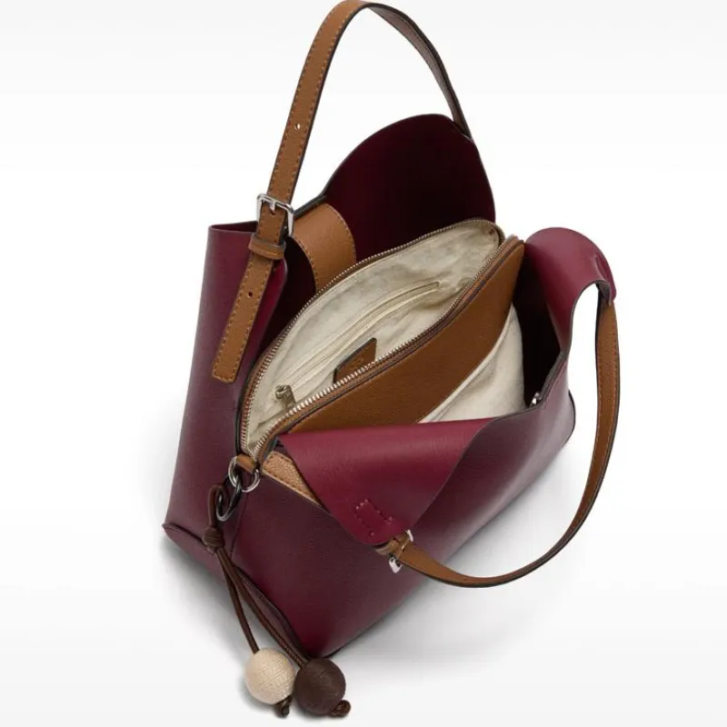 Bolso Toten Charm