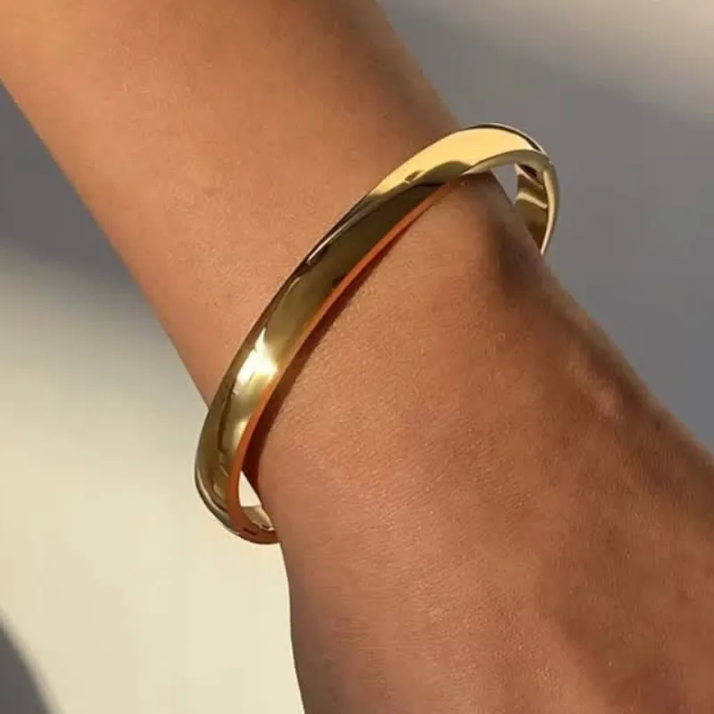 Brazalete rígido