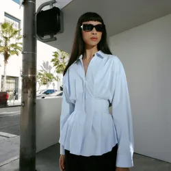 Camisa cuello detalle cintura