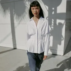 Camisa cuello detalle cintura