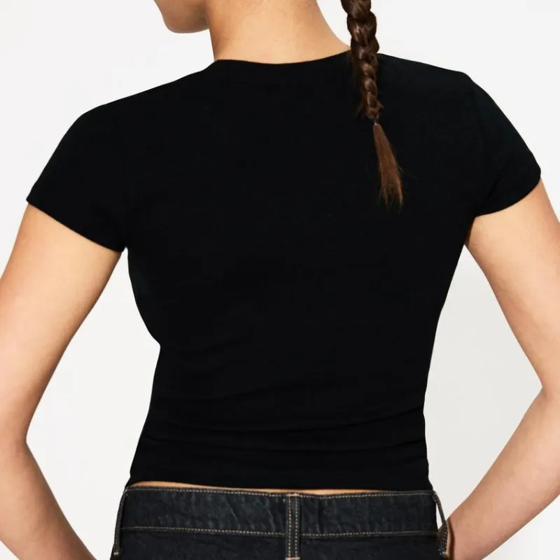 Camiseta Básica Negra