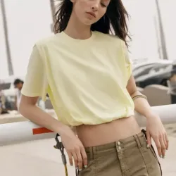 Camiseta Cropped Abullonada
